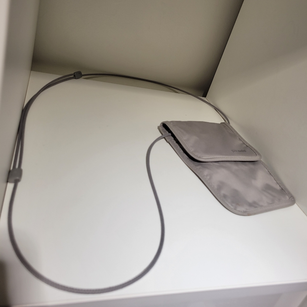Pacsafe Crossbody Bag